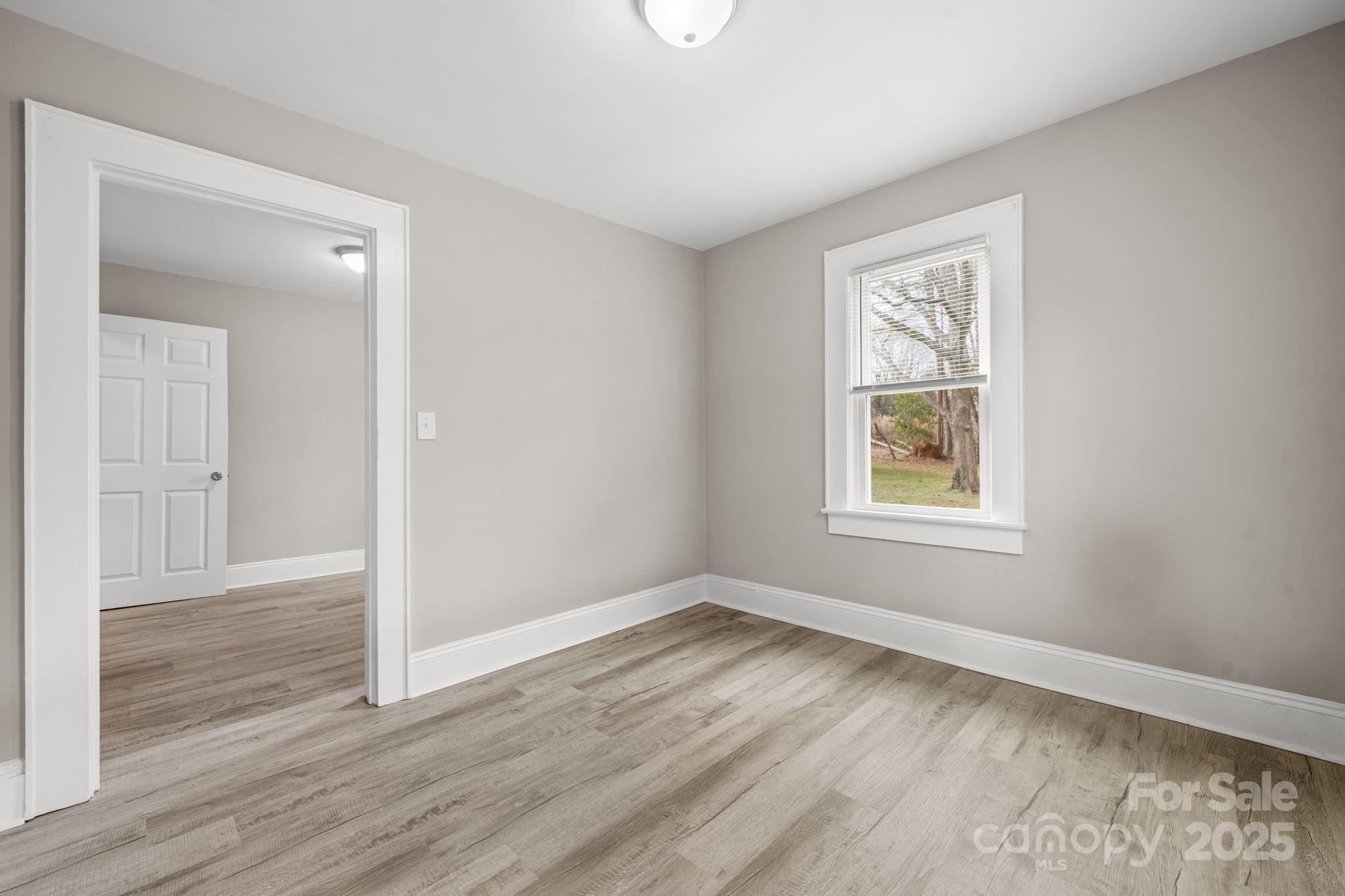 1529 4th Street NE Hickory NC 28601