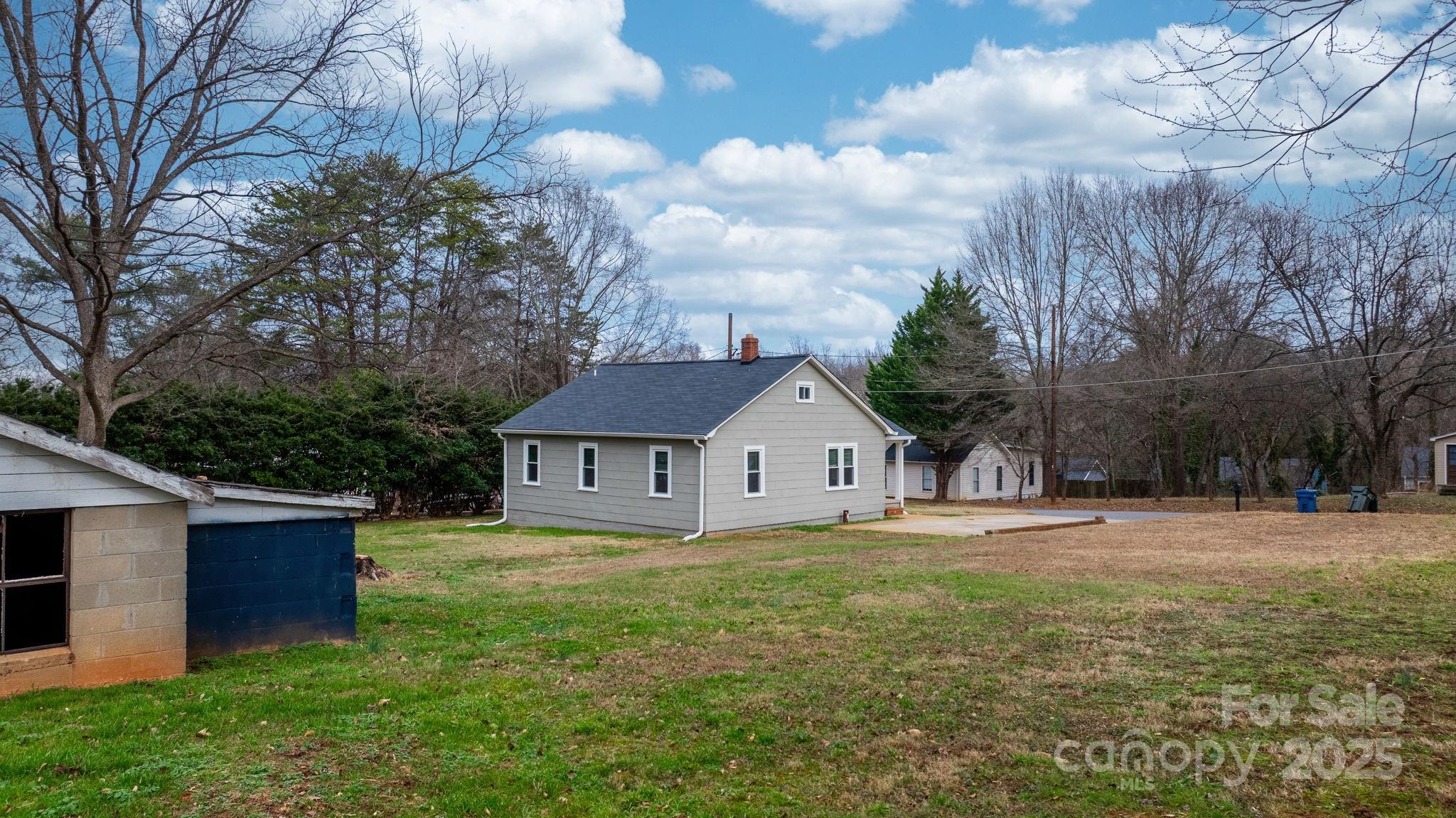 1529 4th Street NE Hickory NC 28601