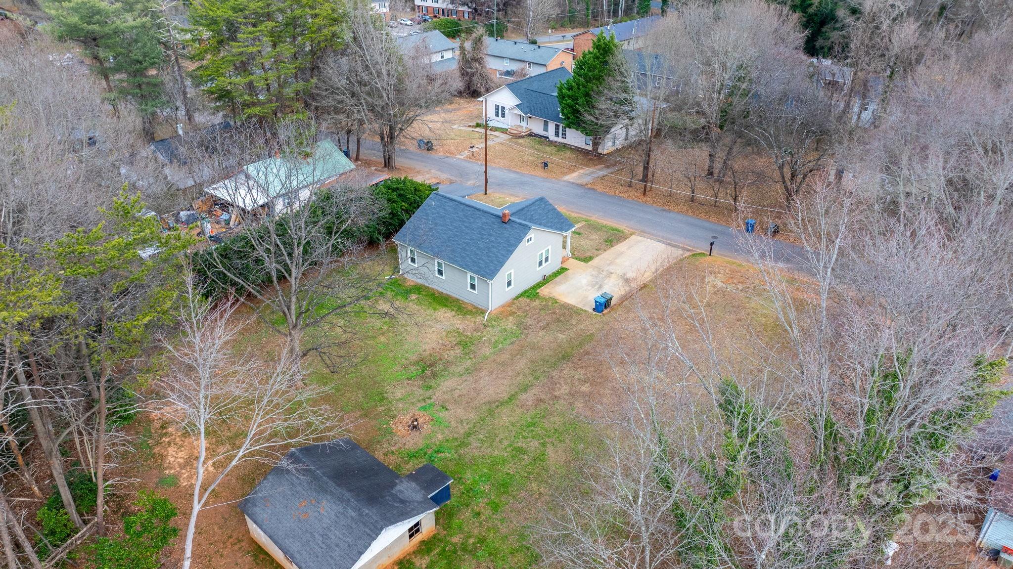 1529 4th Street NE Hickory NC 28601