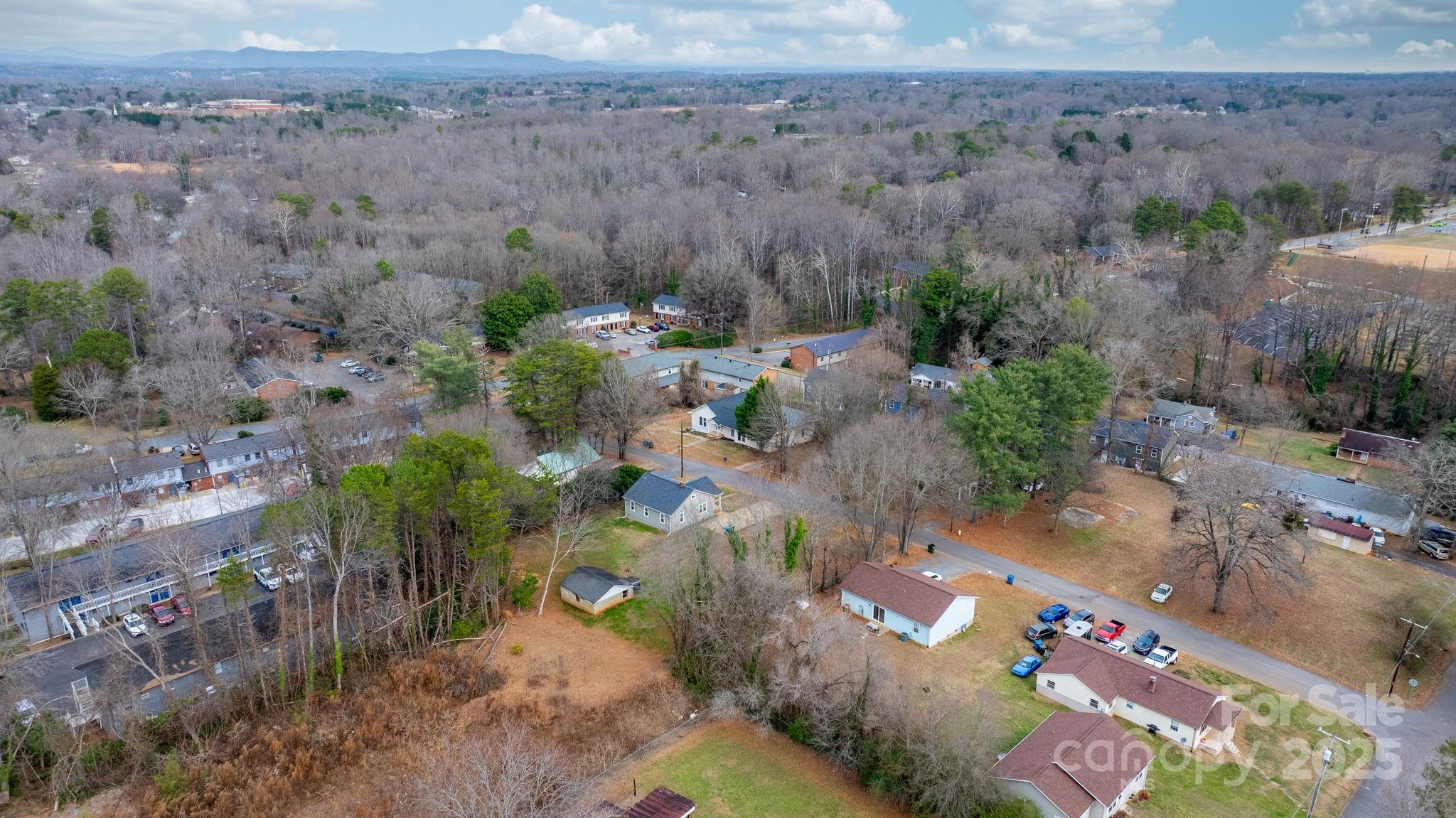 1529 4th Street NE Hickory NC 28601
