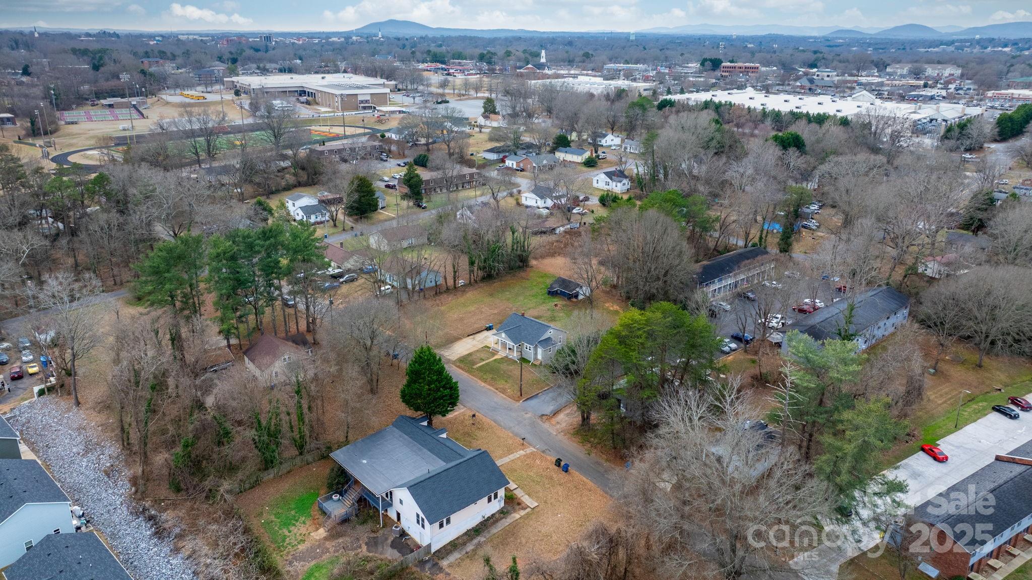 1529 4th Street NE Hickory NC 28601