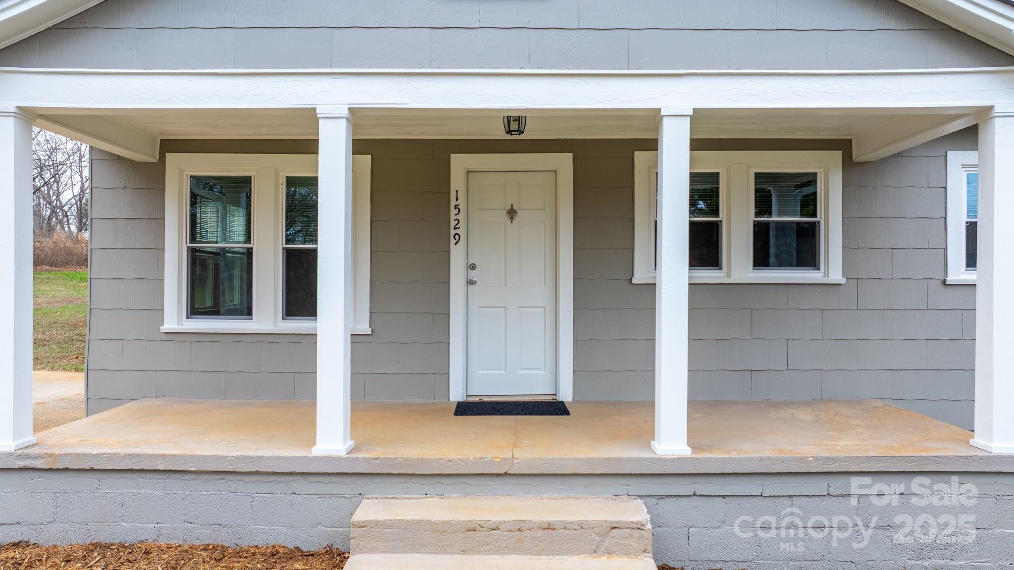 1529 4th Street NE Hickory NC 28601