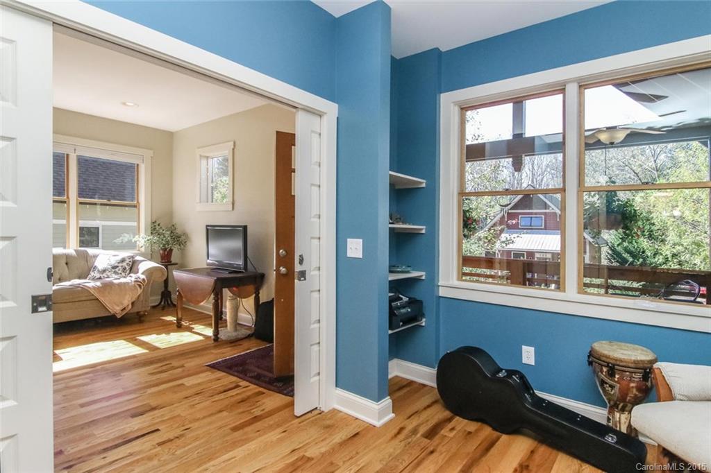 104 Estes Court Asheville NC 28806