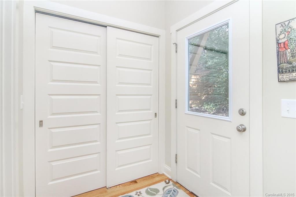 104 Estes Court Asheville NC 28806
