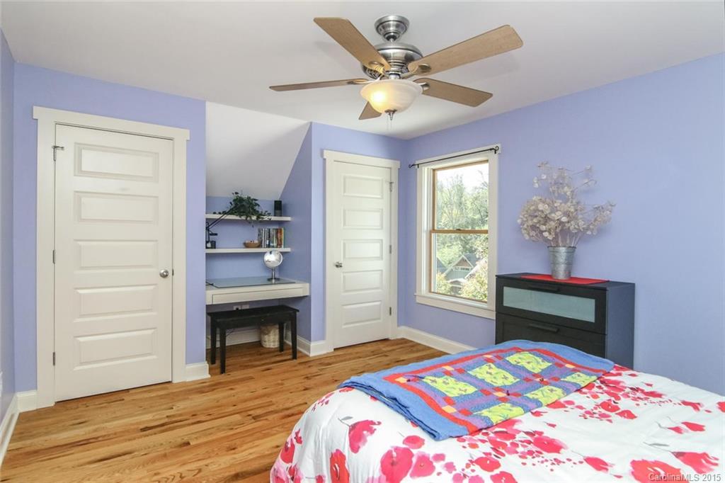 104 Estes Court Asheville NC 28806