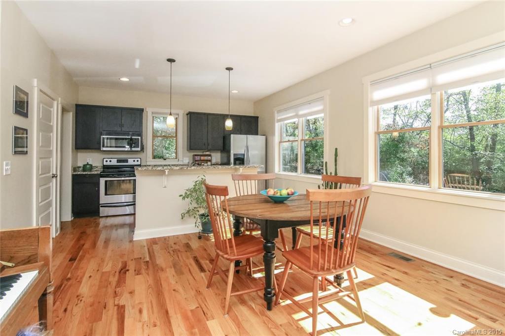 104 Estes Court Asheville NC 28806