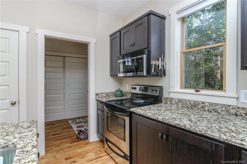 104 Estes Court Asheville NC 28806