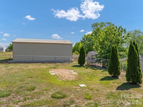 2101 Lamesa Court Lenoir NC 28645