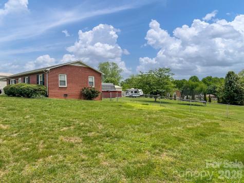 2101 Lamesa Court Lenoir NC 28645