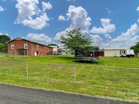 2101 Lamesa Court Lenoir NC 28645
