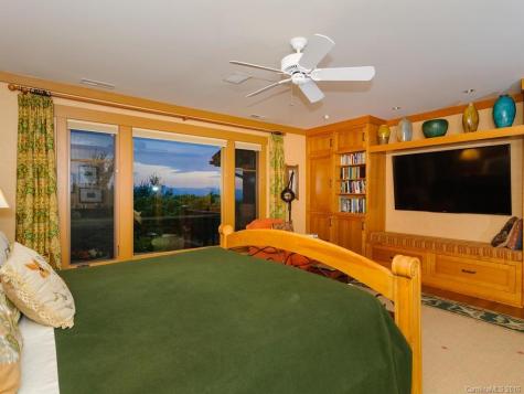 24 Westhaven Drive Asheville NC 28804