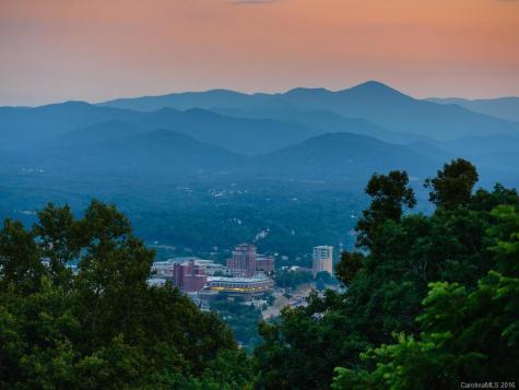 24 Westhaven Drive Asheville NC 28804