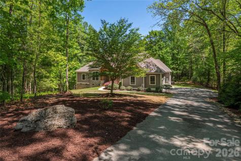 349 Freedom Trail Court Zirconia NC 28790