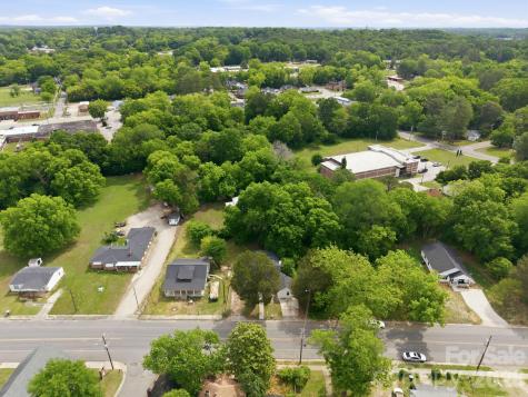 304 Ashford Street Chester SC 29706