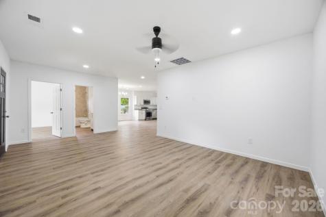 304 Ashford Street Chester SC 29706