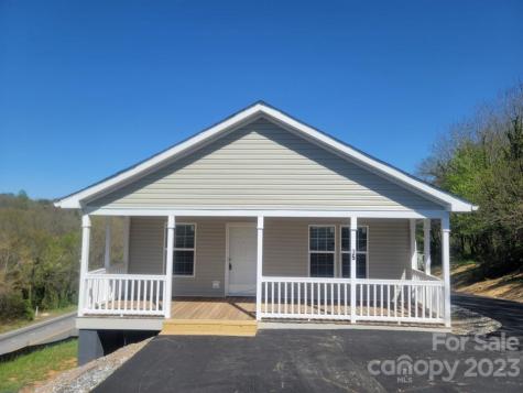 33 Hampton Heights Canton NC 28716
