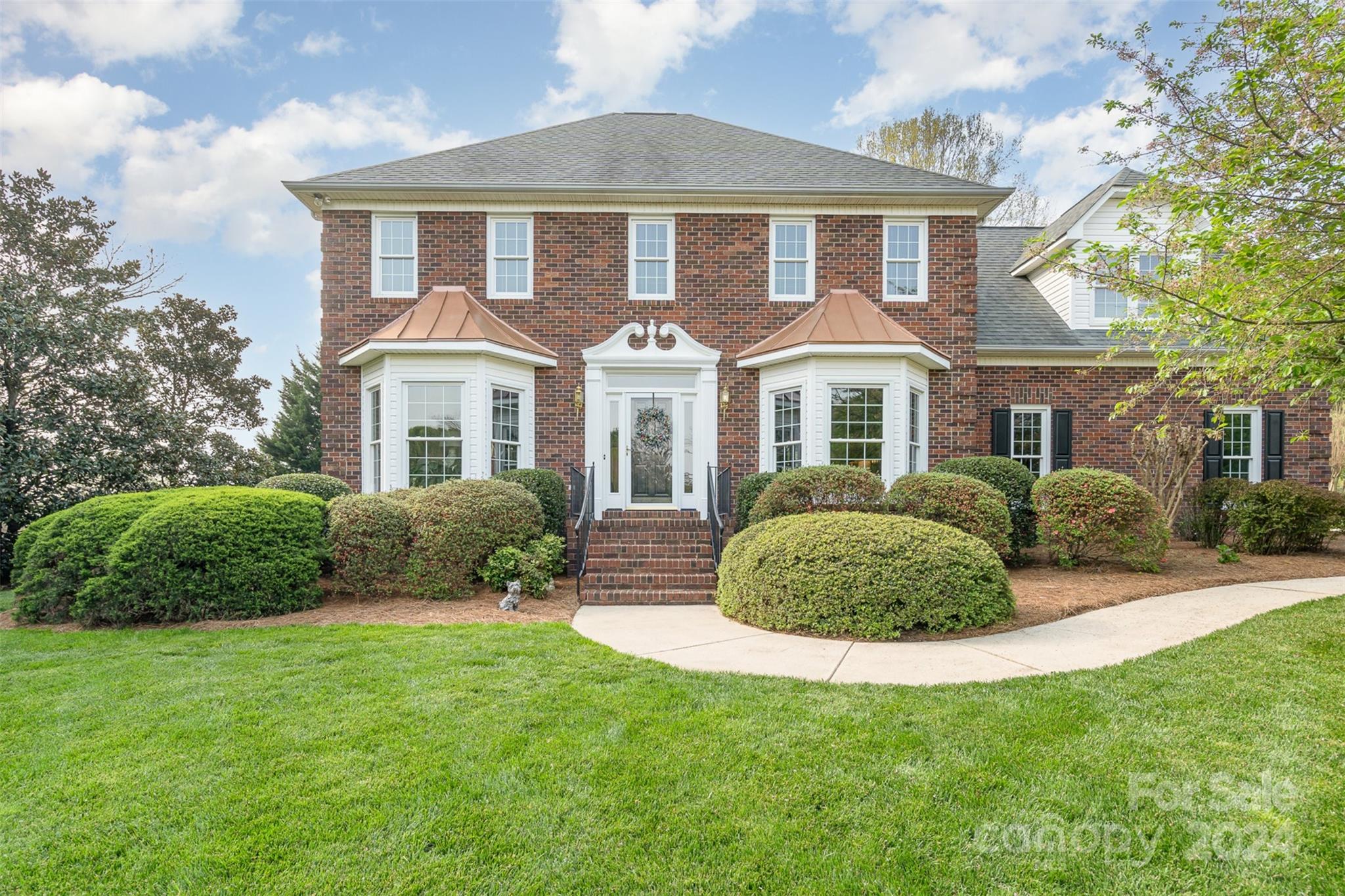 8328 Knights Court Harrisburg NC 28075