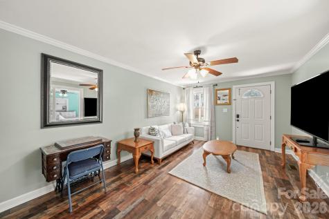 211 9th Street Belmont NC 28012