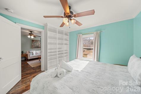 211 9th Street Belmont NC 28012