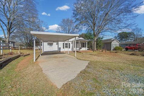 211 9th Street Belmont NC 28012