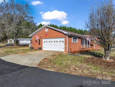1504 Maple Creek Road Rutherfordton NC 28139
