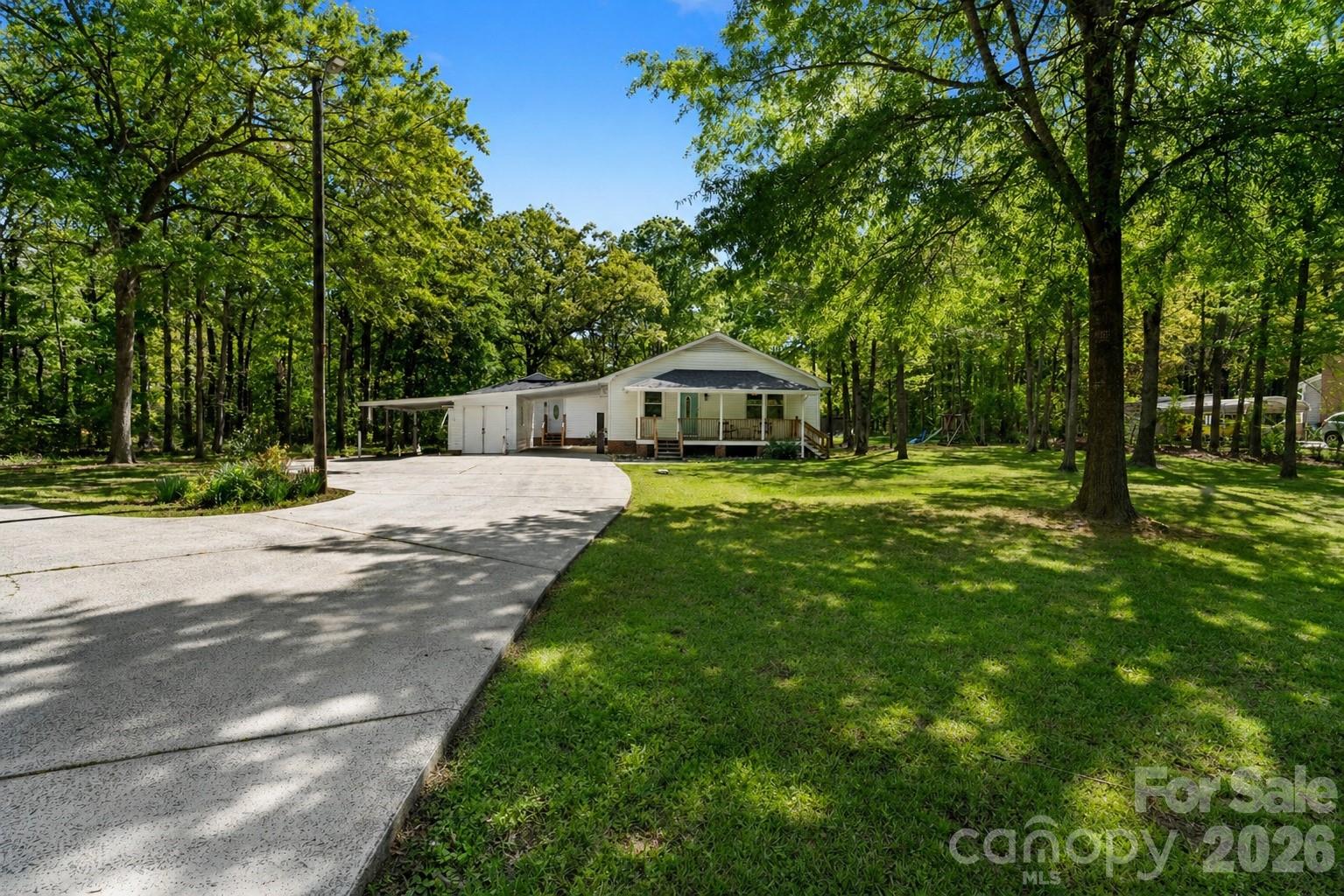 5801 Lindenwood Drive Matthews NC 28104