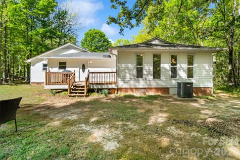 5801 Lindenwood Drive Matthews NC 28104