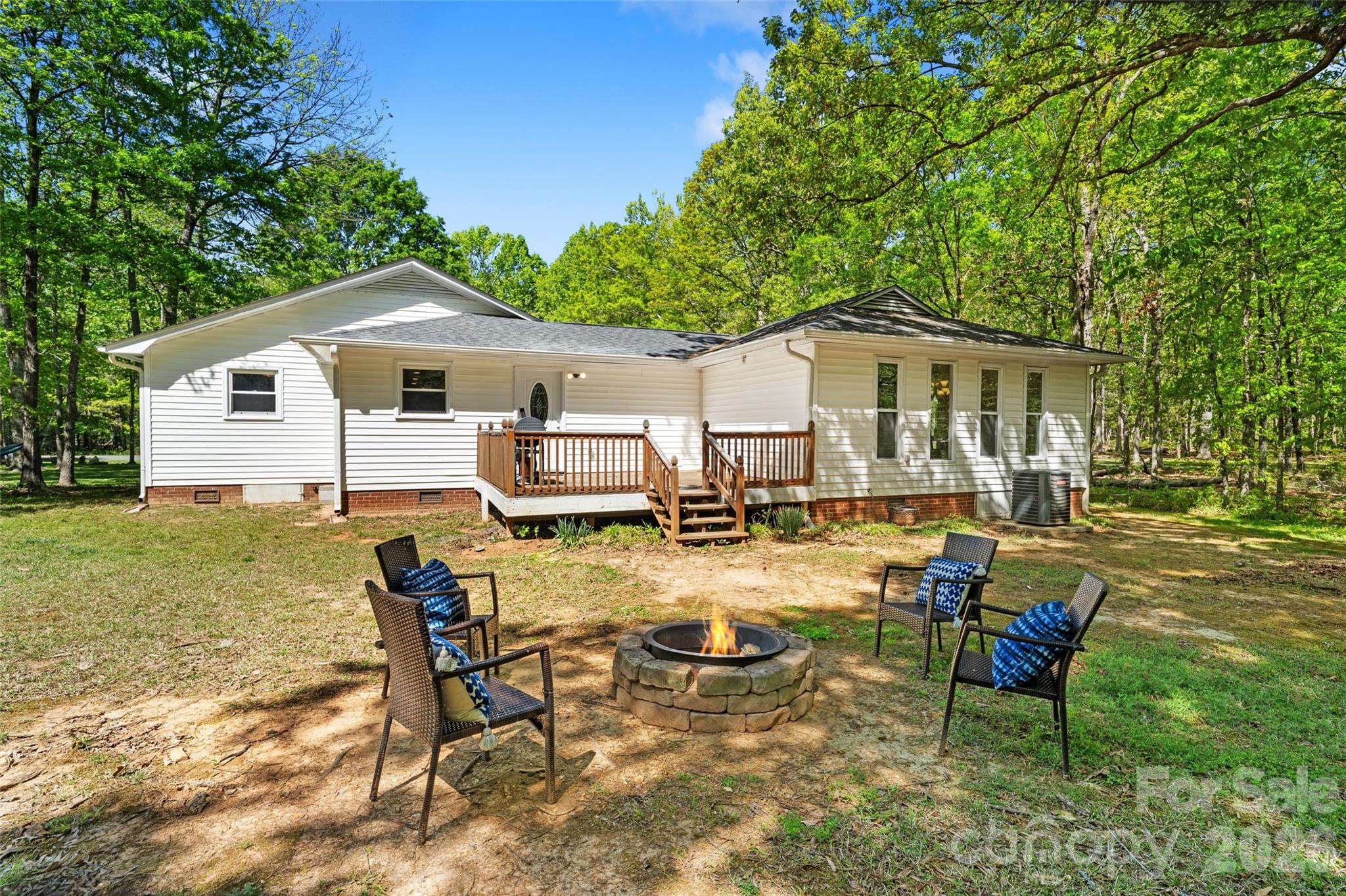 5801 Lindenwood Drive Matthews NC 28104