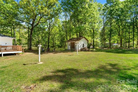 5801 Lindenwood Drive Matthews NC 28104