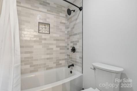 8 Indian Ridge Road Asheville NC 28803