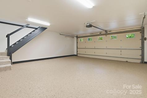 8 Indian Ridge Road Asheville NC 28803