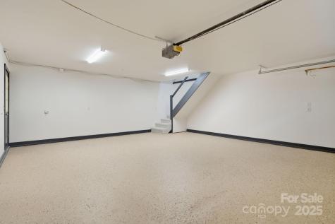 8 Indian Ridge Road Asheville NC 28803