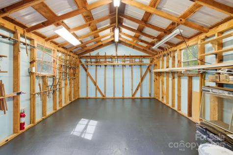 8 Indian Ridge Road Asheville NC 28803