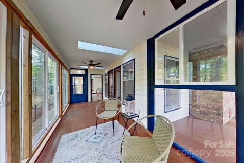 8 Indian Ridge Road Asheville NC 28803