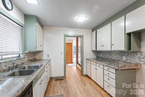 277 Fairlane Road Columbus NC 28722