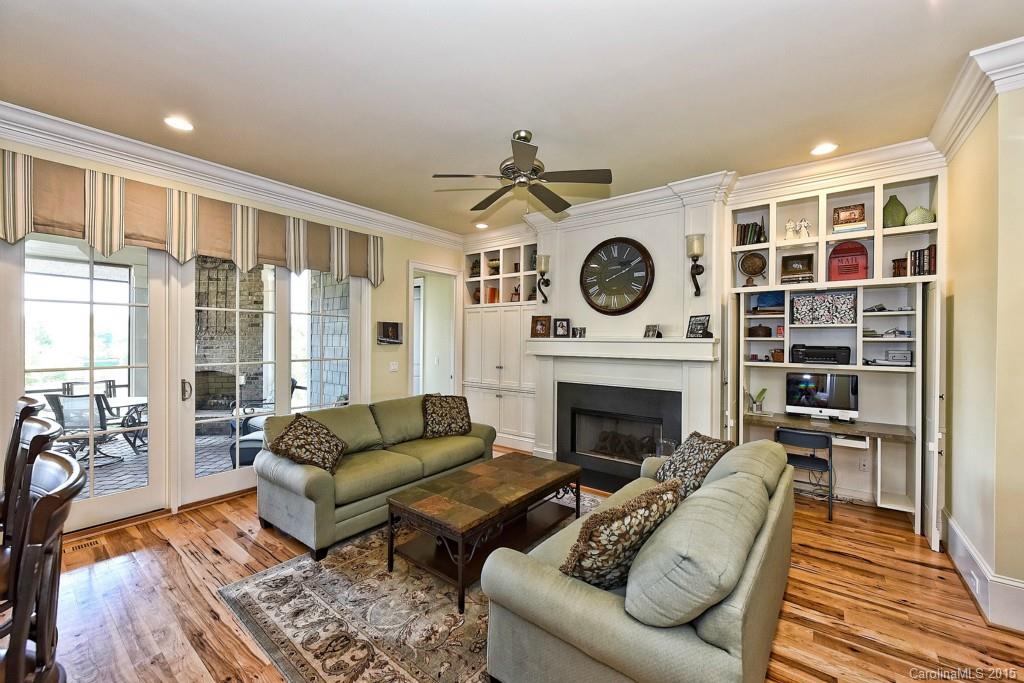 1613 Pearlstone Lane Matthews NC 28104