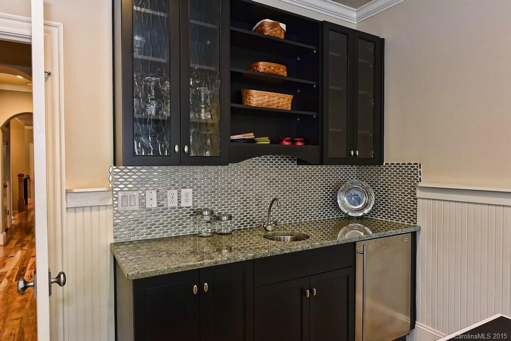 1613 Pearlstone Lane Matthews NC 28104