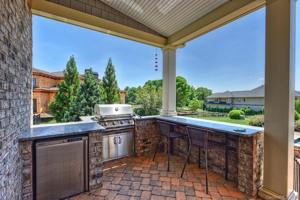 1613 Pearlstone Lane Matthews NC 28104
