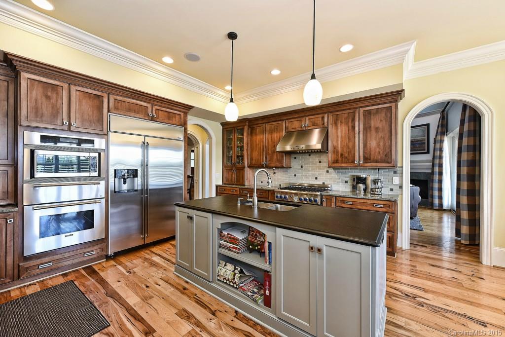 1613 Pearlstone Lane Matthews NC 28104