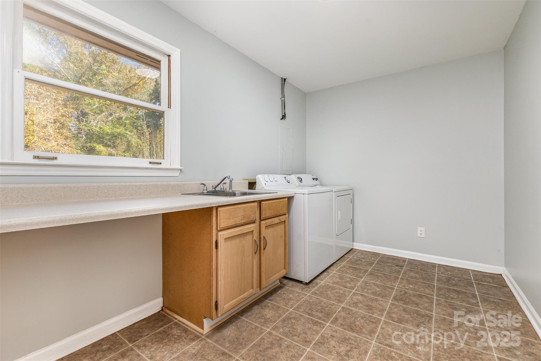 4529 Creemore Drive Charlotte NC 28213