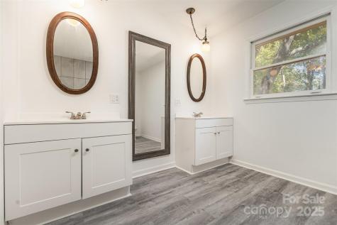 4529 Creemore Drive Charlotte NC 28213