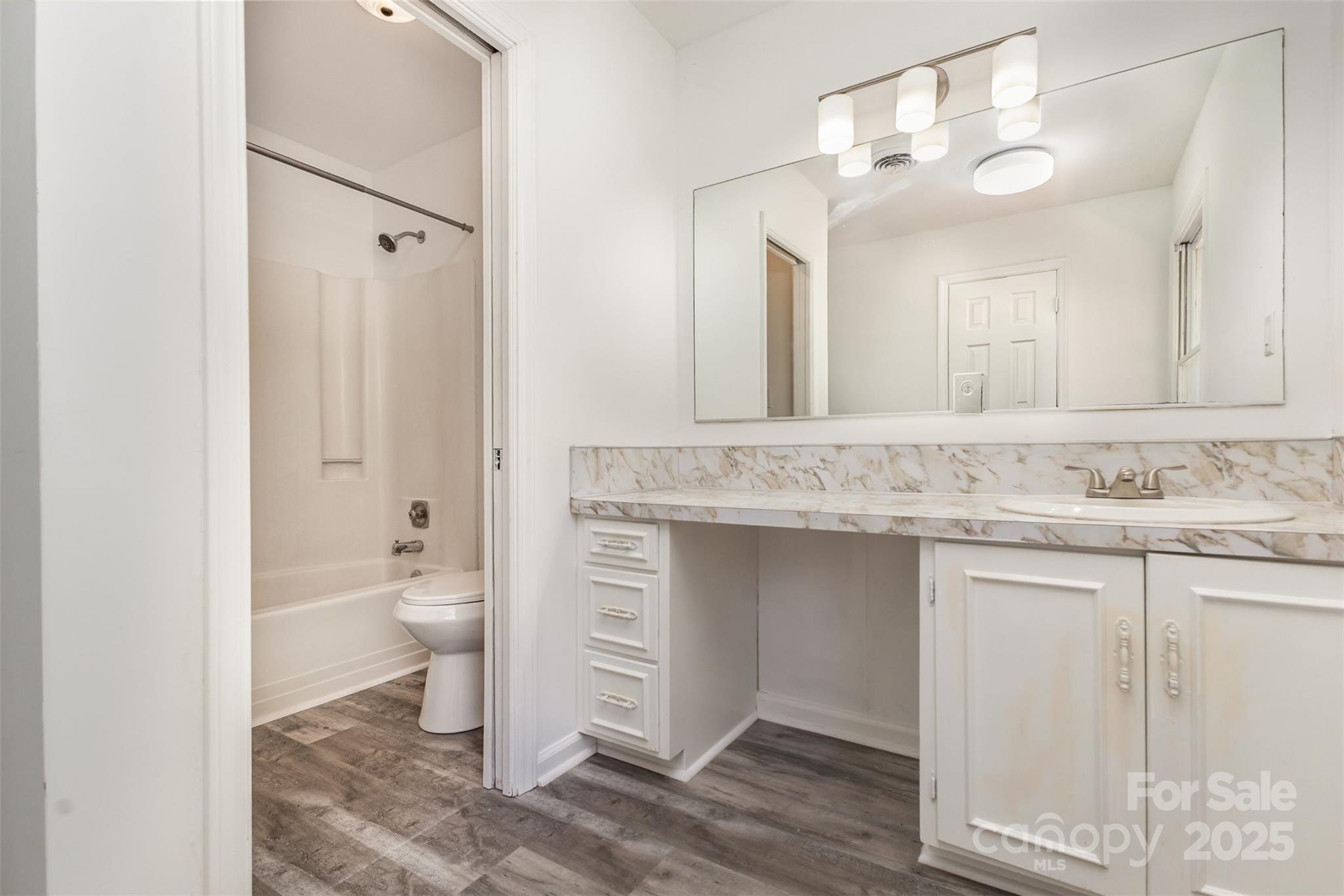 4529 Creemore Drive Charlotte NC 28213