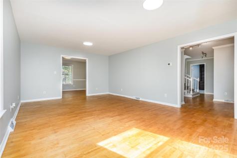 4529 Creemore Drive Charlotte NC 28213