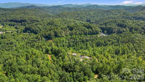 110 South Fork Trail Lake Toxaway NC 28747