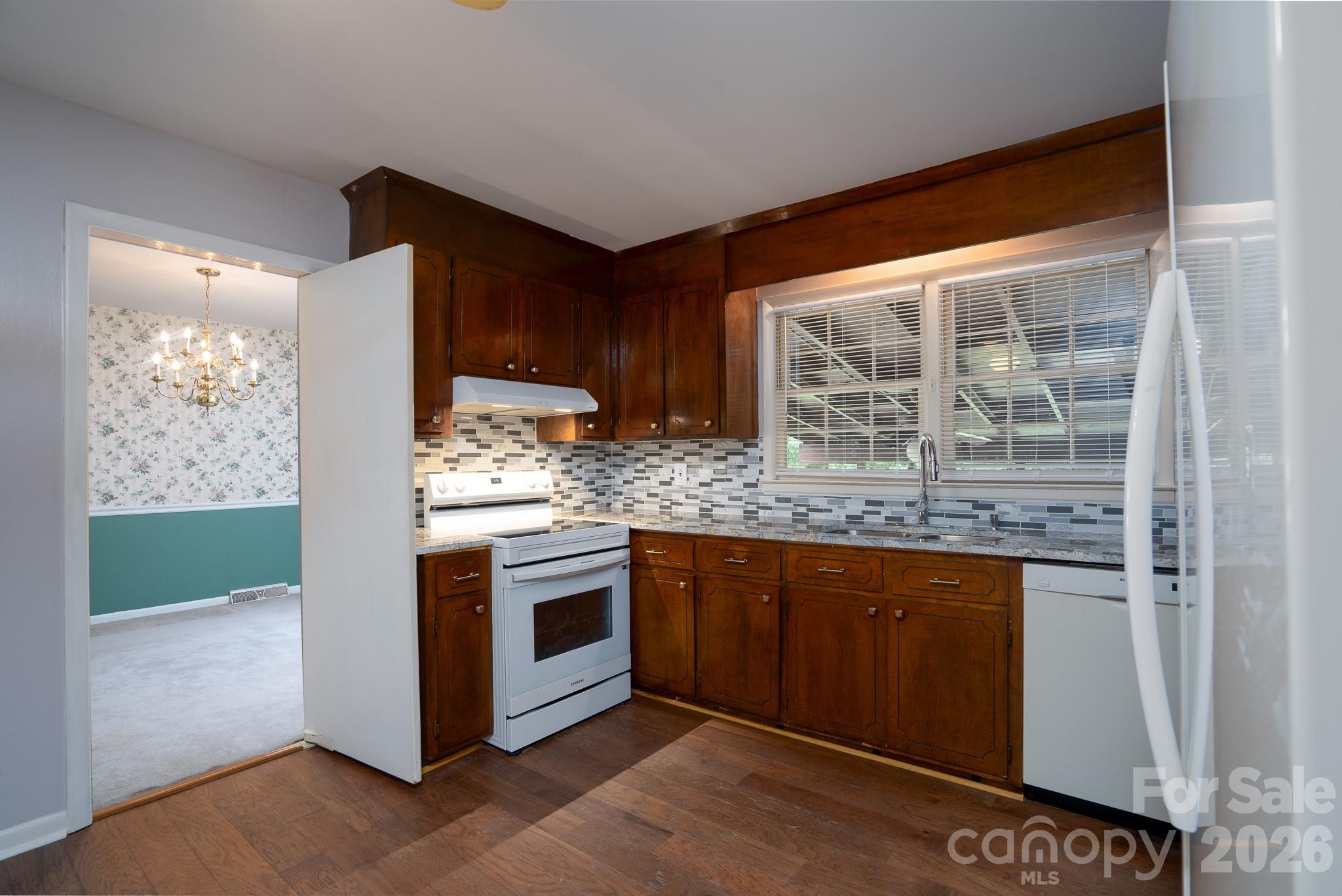 5742 Faulconbridge Road Charlotte NC 28227