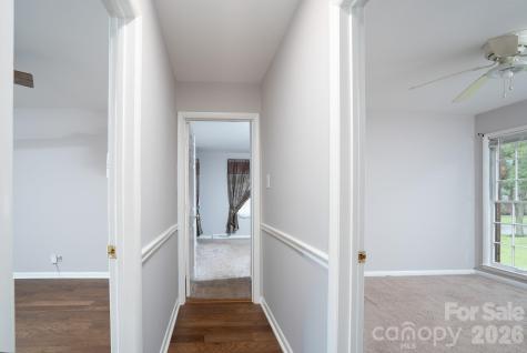 5742 Faulconbridge Road Charlotte NC 28227