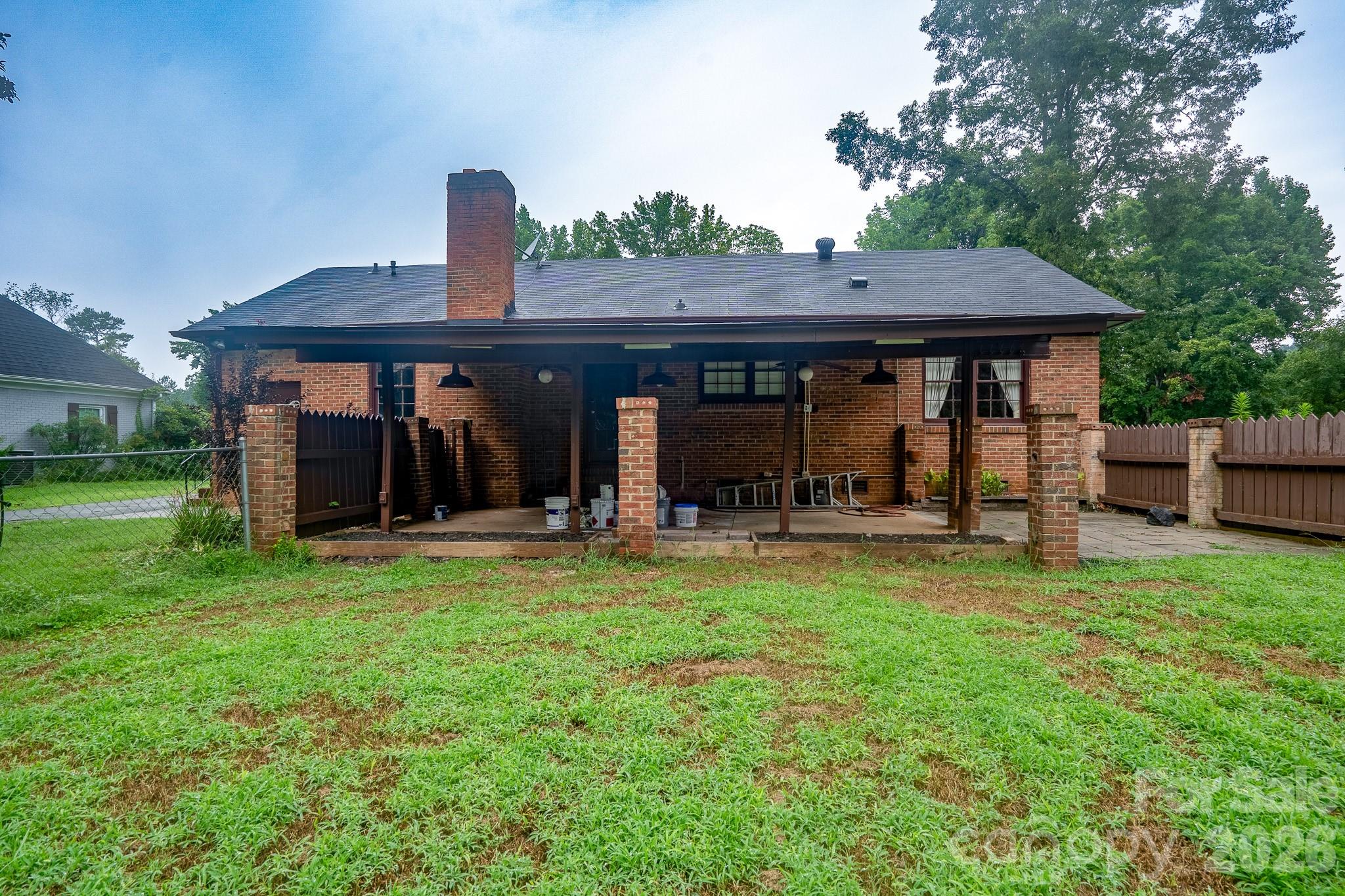 5742 Faulconbridge Road Charlotte NC 28227