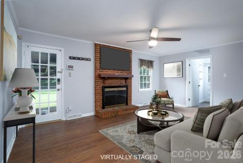 5742 Faulconbridge Road Charlotte NC 28227