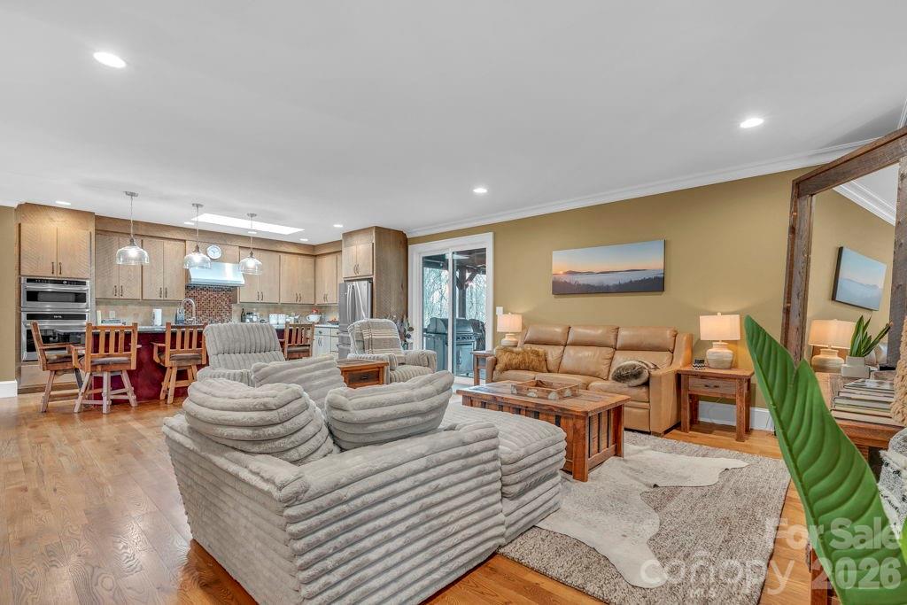 811 Linhigh Drive Newland NC 28657