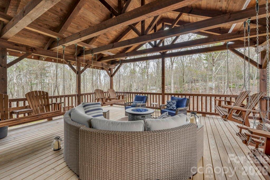 811 Linhigh Drive Newland NC 28657